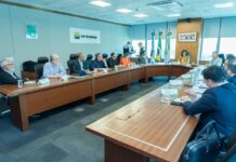Lideranças sindicais e empresariais se reúnem com presidente da Petrobras