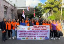 Panfletagem marca abertura do Março Mulher em São Paulo