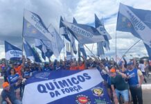 Químicos fortalecem Marcha da Classe Trabalhadora em Brasília